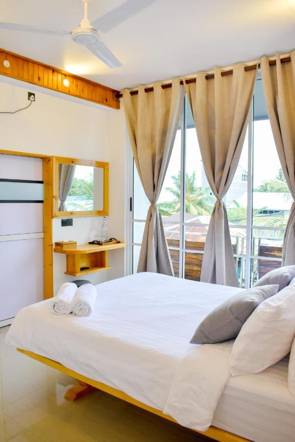 Dhoani Maldives Guesthouse Kendhoo Dış mekan fotoğraf