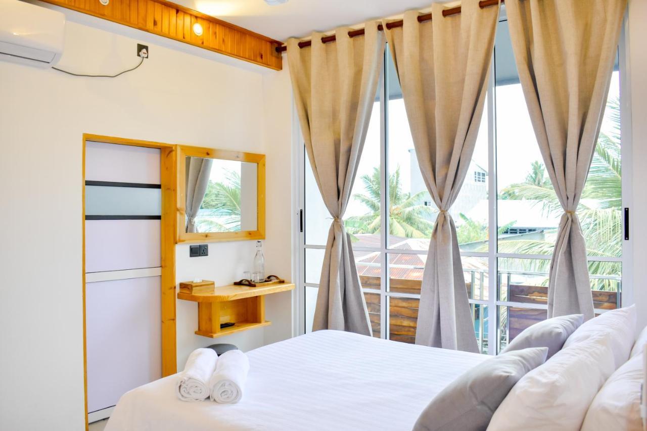 Dhoani Maldives Guesthouse Kendhoo Dış mekan fotoğraf